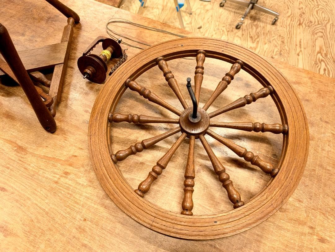 紡毛機　紡ぎ車　糸車　（イギリス製）