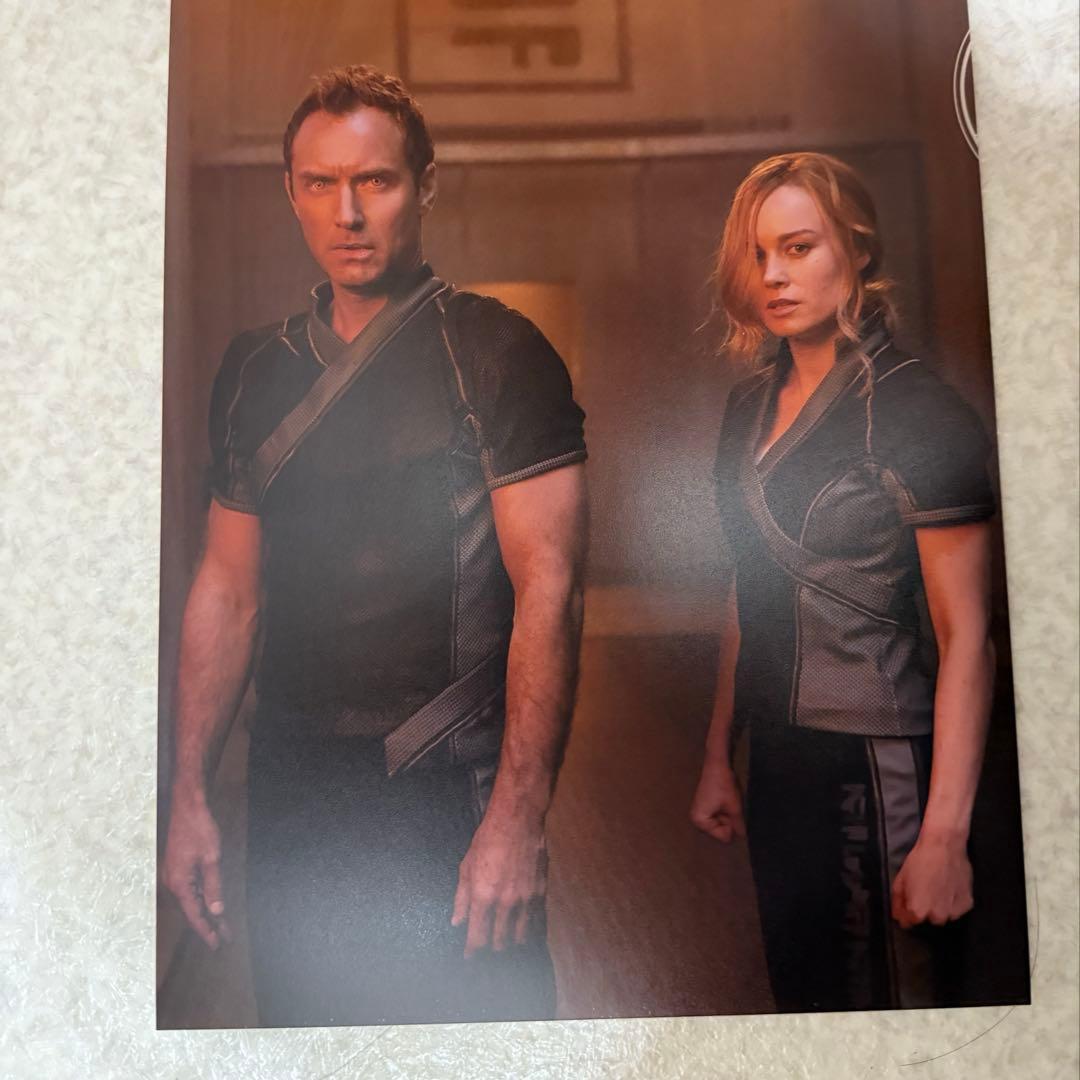 セバスチャンスタン バッキーバーンズ フィギュア 東京コミコン