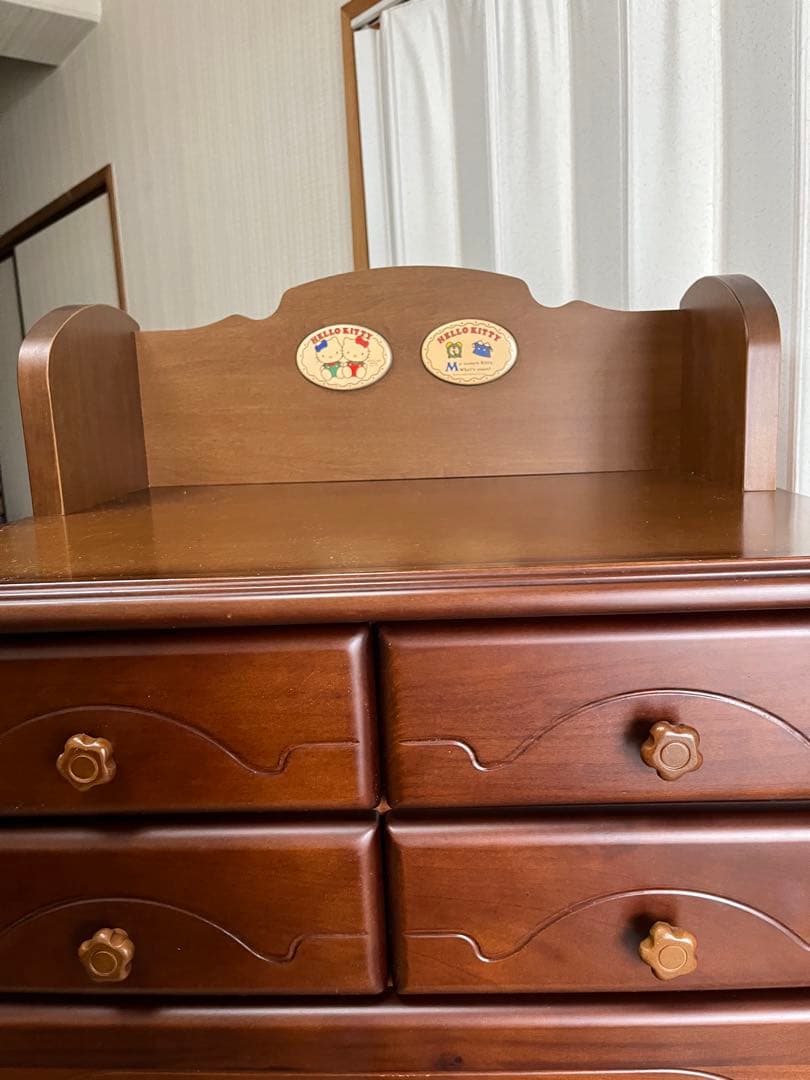 チェストキティちゃんブックスタンド付き