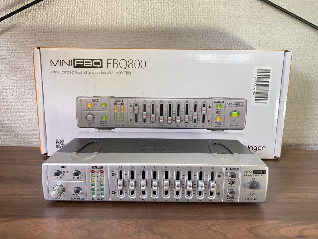 Behringer FBQ800 グラフィックイコライザー