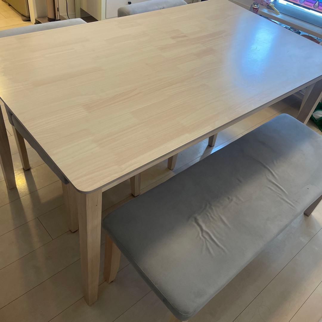 木製ダイニングテーブル 4人掛け グレー椅子付き