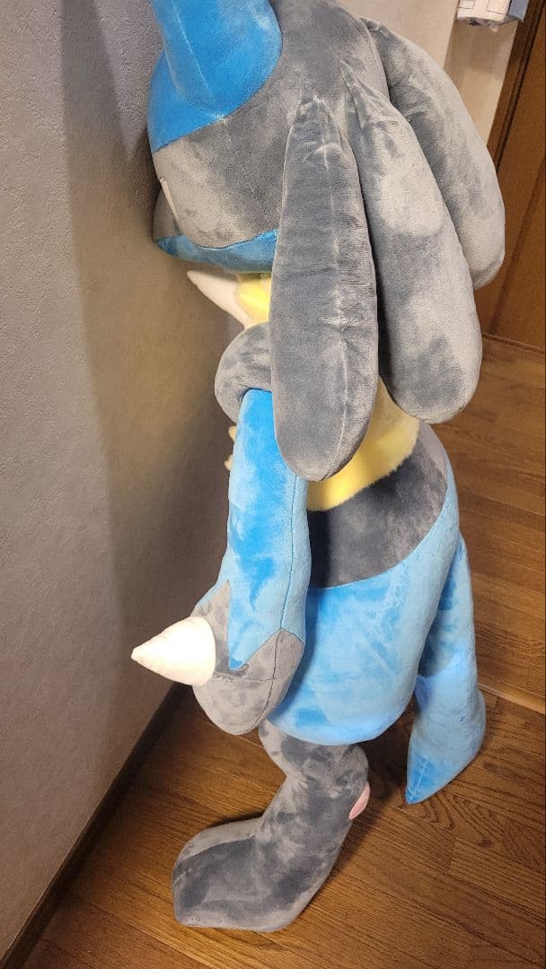 等身大ルカリオぬいぐるみ