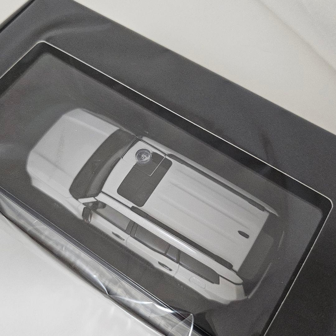 【最新型・非売品】トヨタ ランドクルーザー250 プラチナホワイトパールマイカ