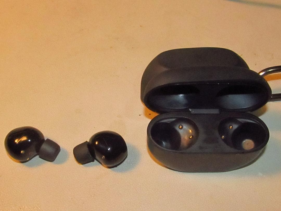 Pi8 - Reference in-ear True Wireless earbuds | Bowers & Wilkins