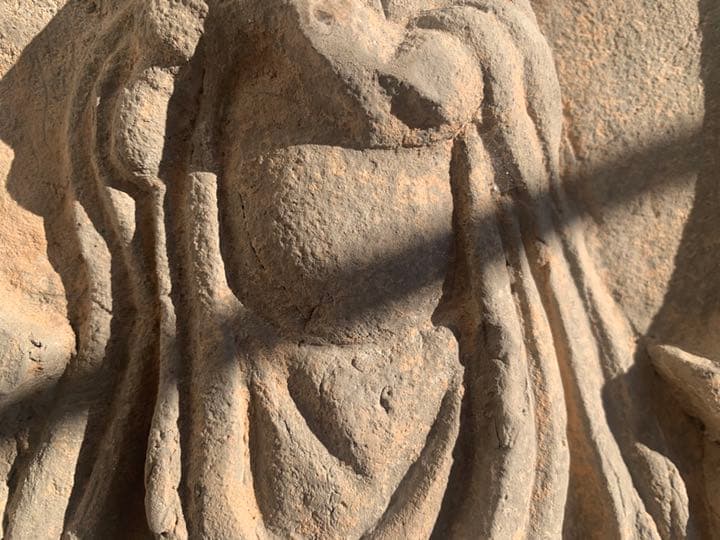 中国唐時代人物彫刻(楽器を演奏する仕女)