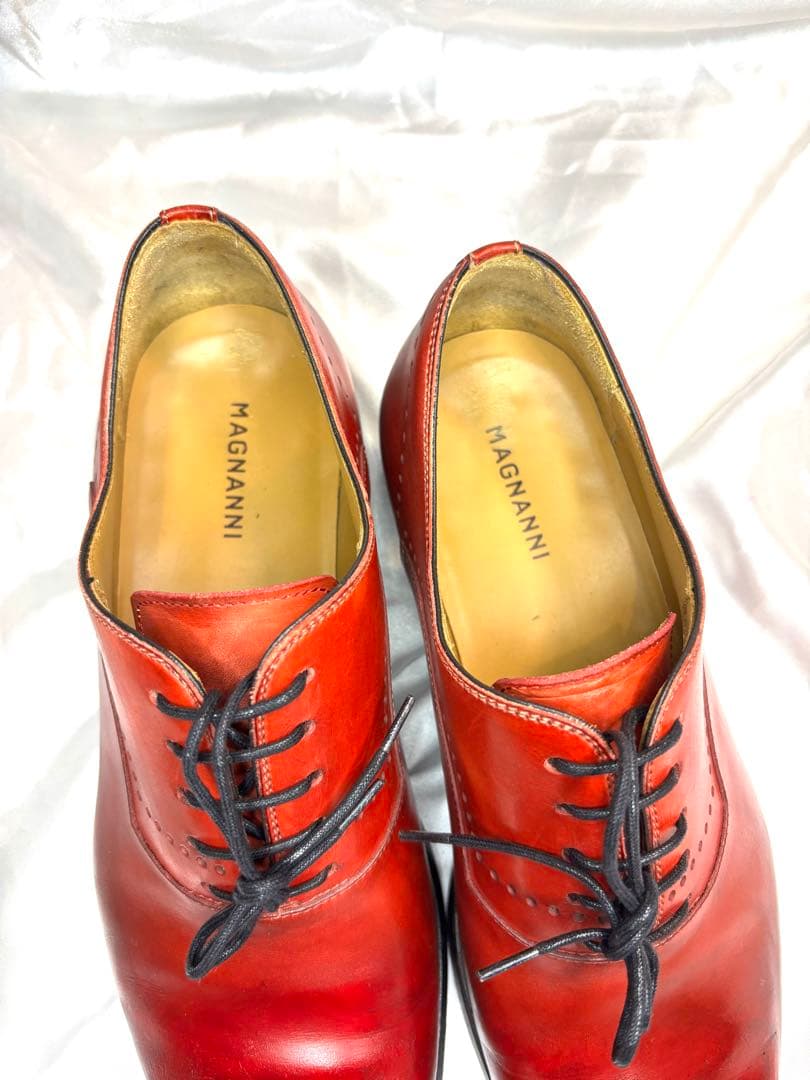 MAGNANNI マグナーニ　プレーントゥ　赤茶　EU39(25相当)