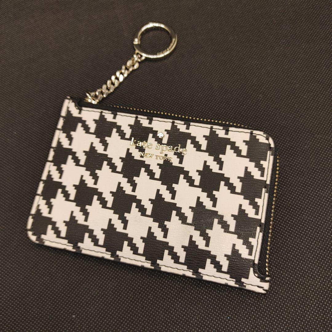【新品】kate spade　ケイトスペード　ケース　ラウンドファスナー