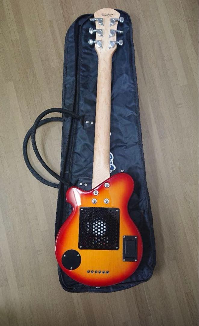 PIGNOSE アンプ内蔵ギター チェリーサンバースト