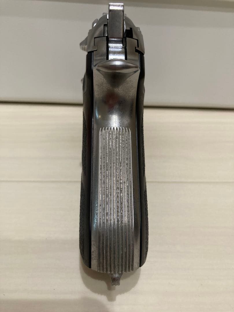 M92F マルイ　ステンレス　ロングマガジン付き　ガスブローバック　ガスガン