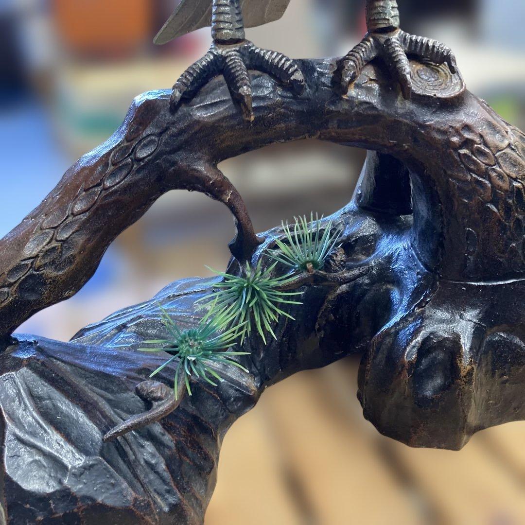 鷲の金属彫刻 ブロンズ色