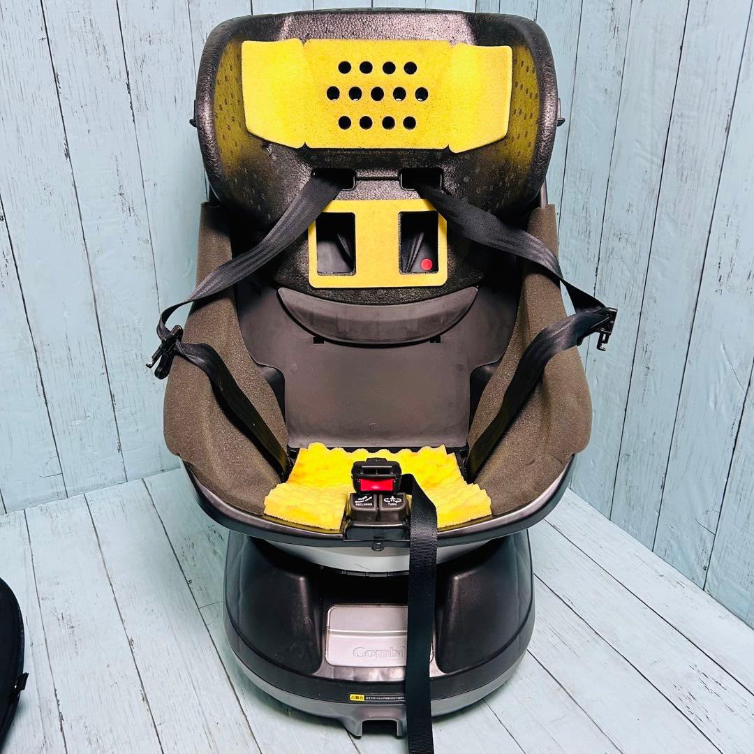 コンビCombi ネルームエッグショックNC-520 シートベルト固定