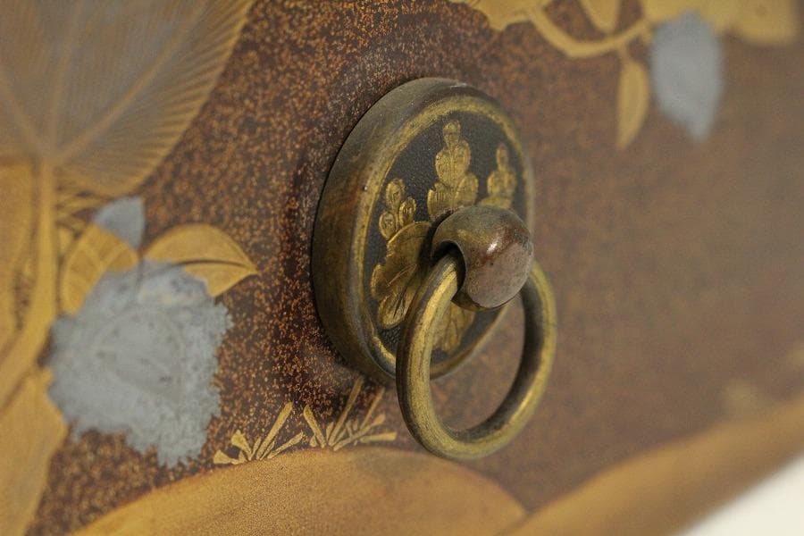 名品 岩庭草花蒔絵 時代 文箱 内 刺繍貼 美品(K-YC576) - メルカリ