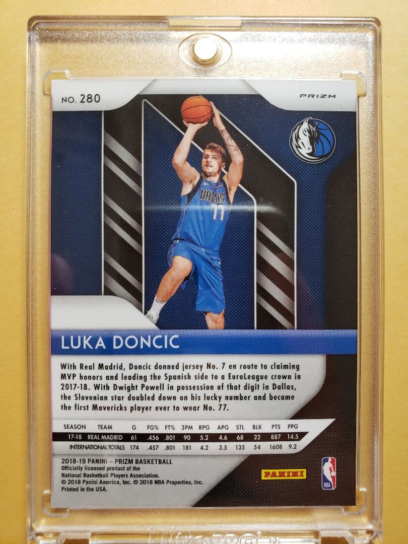 ルカ・ドンチッチ ルーキーカード シリアル入り