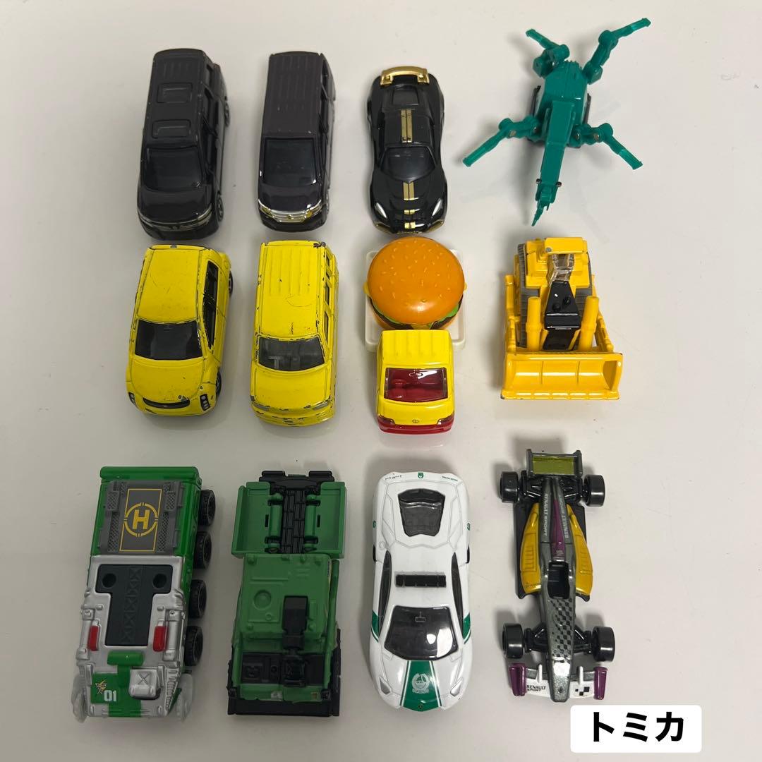 トミカ その他のミニカー多数　おでかけバック
