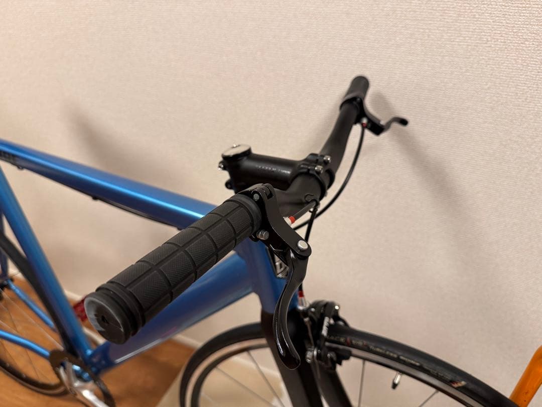 LEADER CURE Lサイズ　おまけあり　送料別配送可能