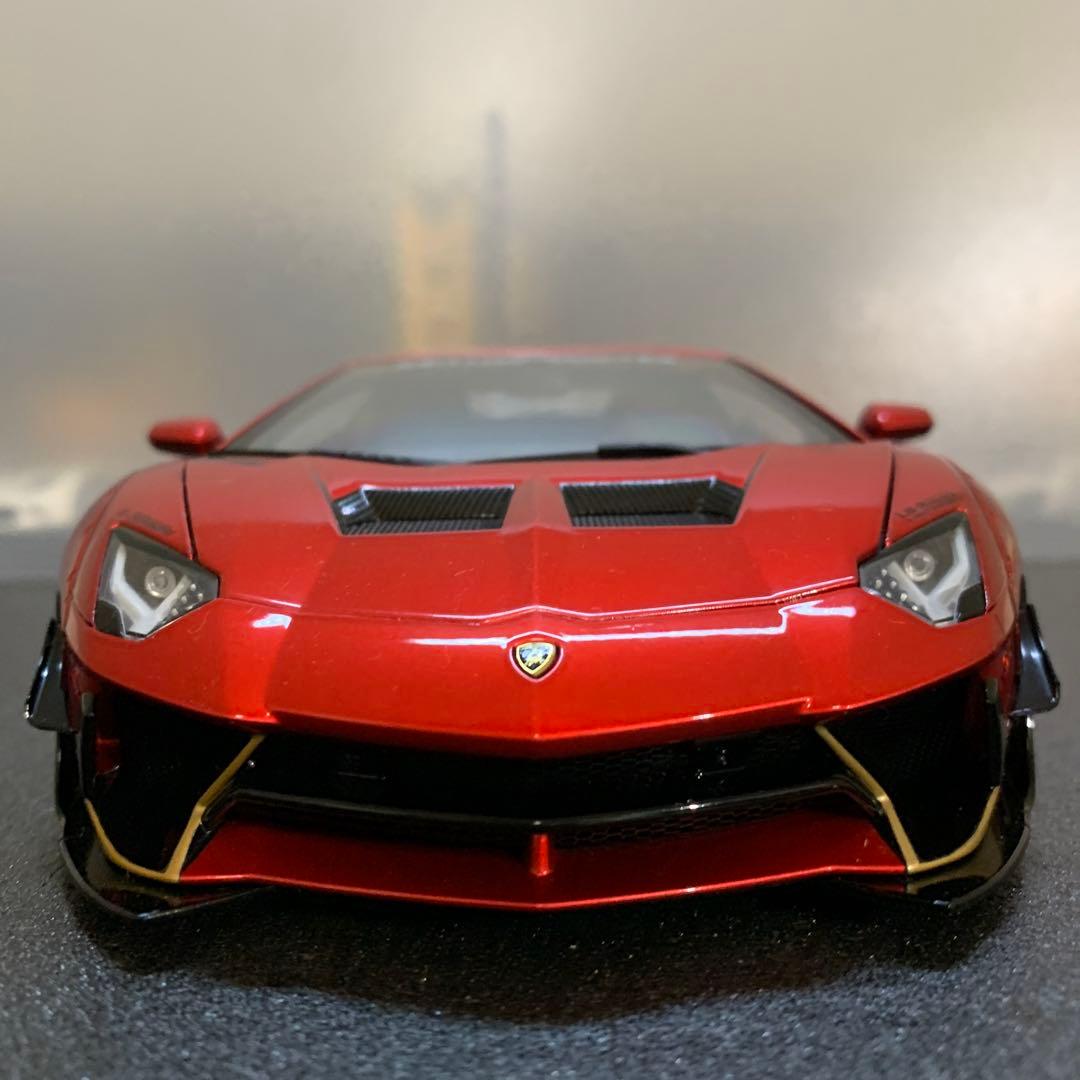 787 リバティーウォーク ランボルギーニ アヴェンタドール 1/18ミニカー
