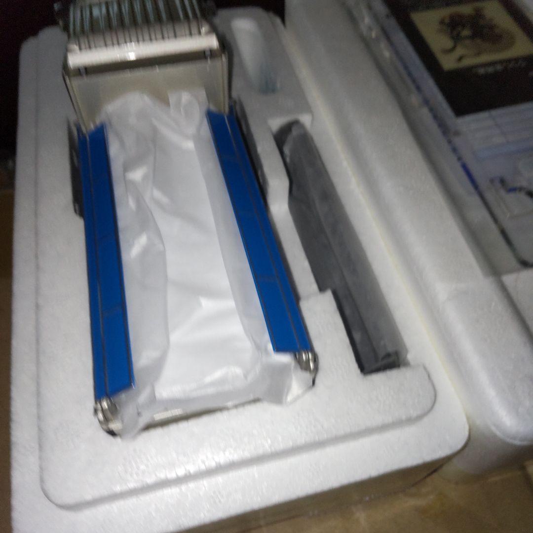 UDトラックス 　クオンダンプカー　1/43