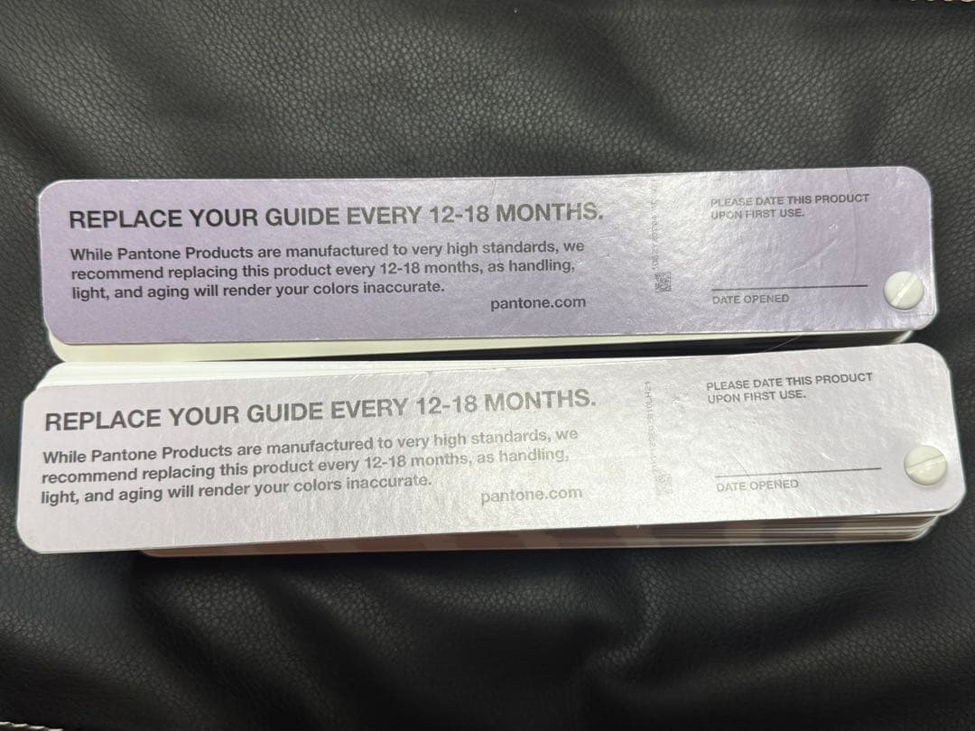 PANTONE パントン　色見本 2冊