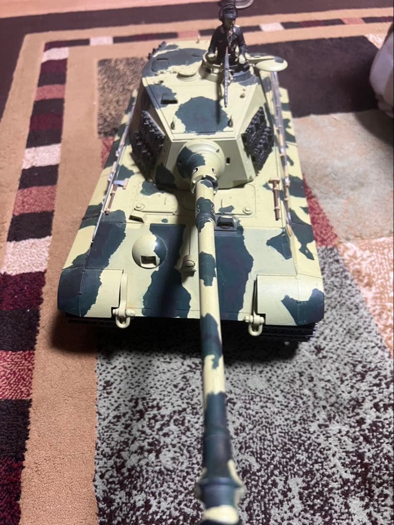 迷彩塗装 戦車モデル 1/35 スケール 迷彩塗装 戦車モデル 1/35 スケール 迷彩塗装 戦車モデル 1/35 スケール