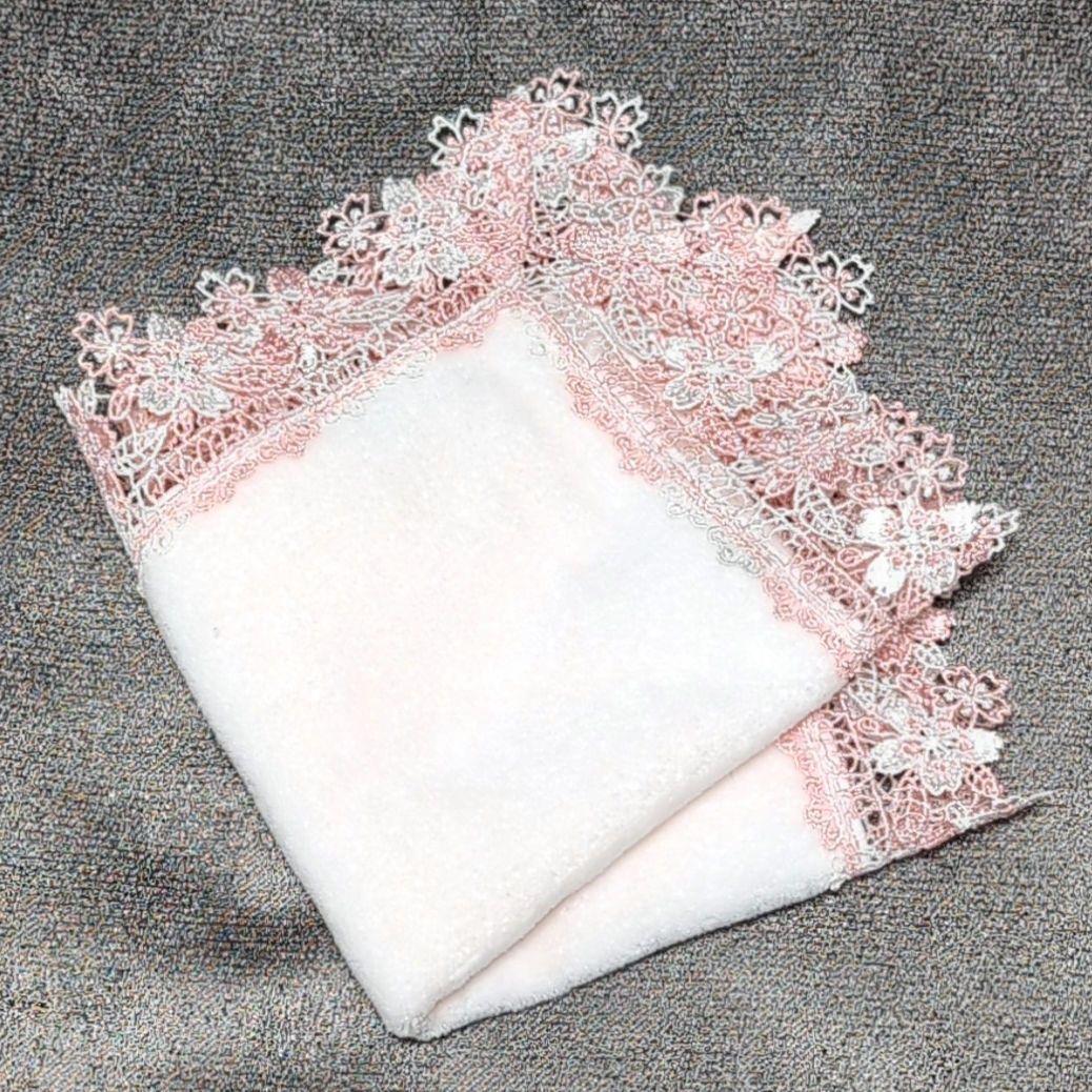 Chikazawa*近沢レース タオルハンカチ 桜 ピンク × 白 かくし文字