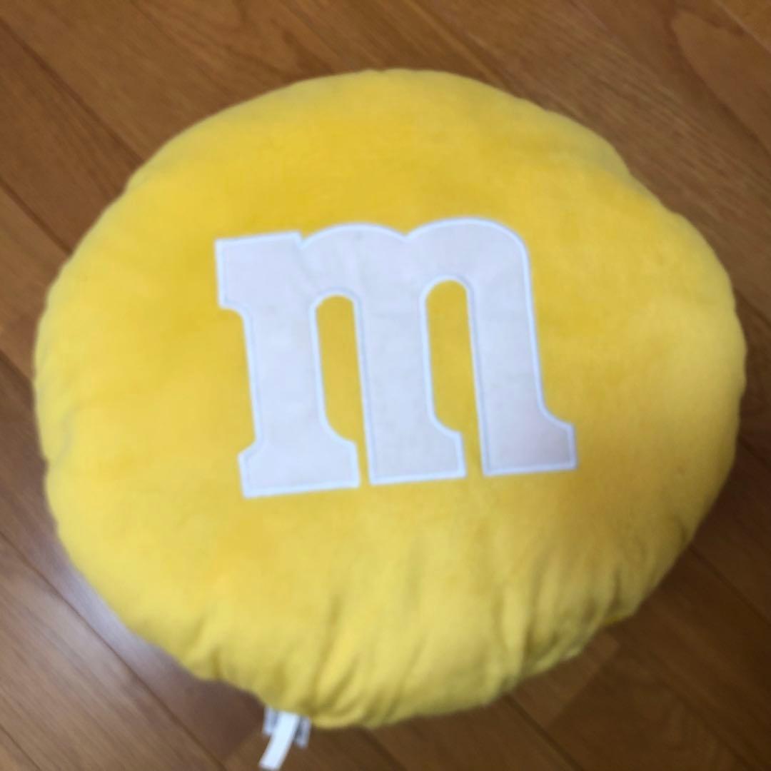 m&ms スポンジボブ　クッションセット