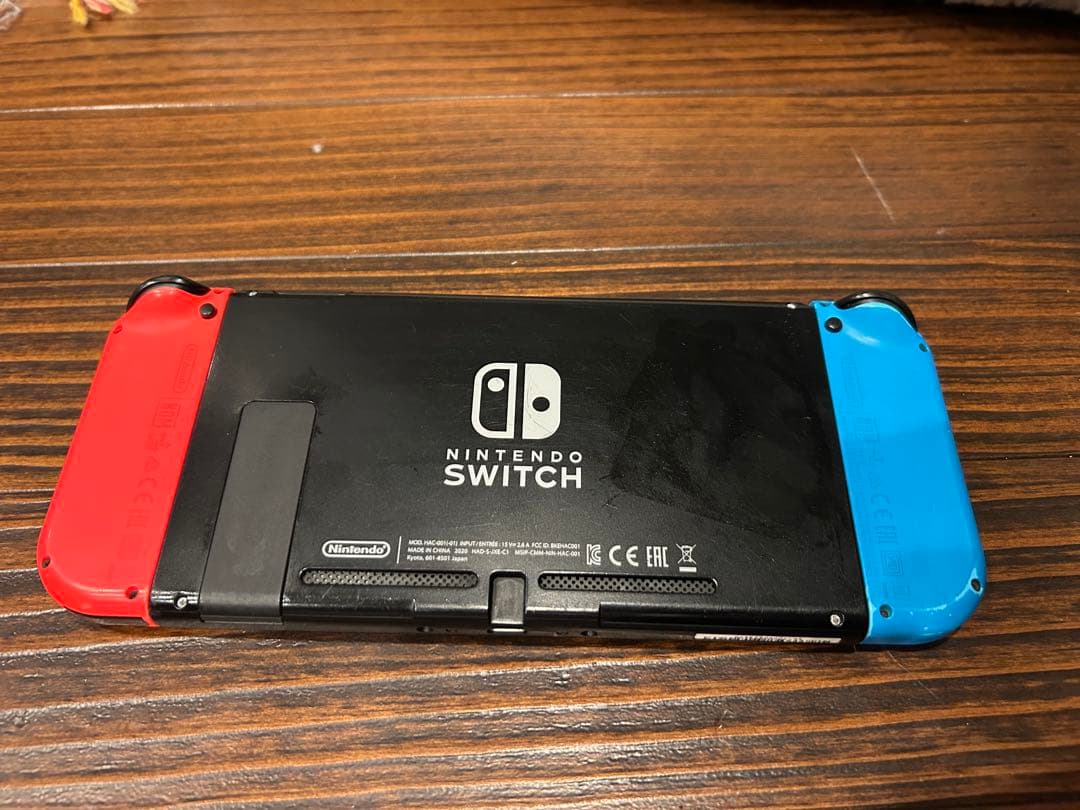 早い者勝ち！Nintendo Switch ブルー/レッド 本体JOYコンセット
