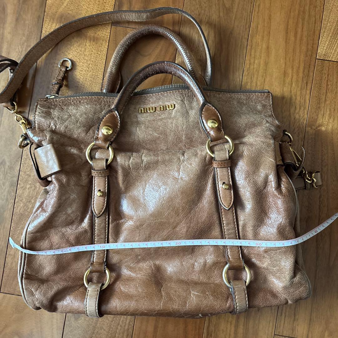 miu miu ブラウンレザー ショルダーバッグ