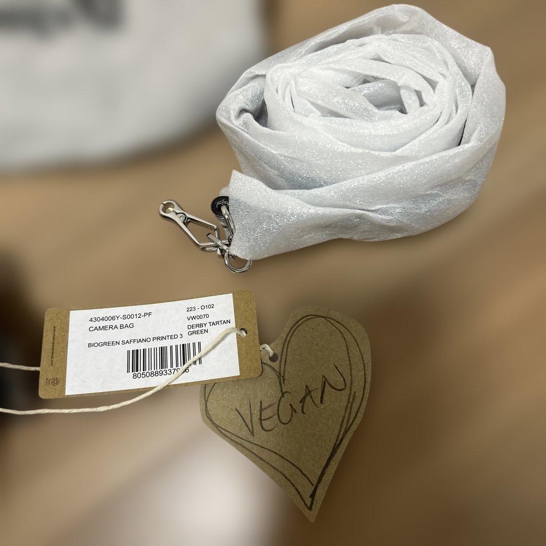 な*な様 ヴィヴィアンウエストウッド　ショルダーバッグ　カメラバッグ　チェック柄