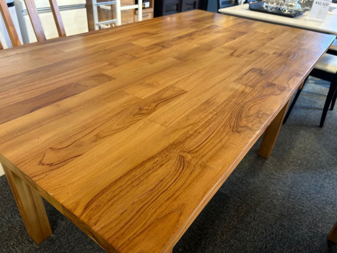 ウニコ　UNICO 木製　ダイニングテーブルのみ