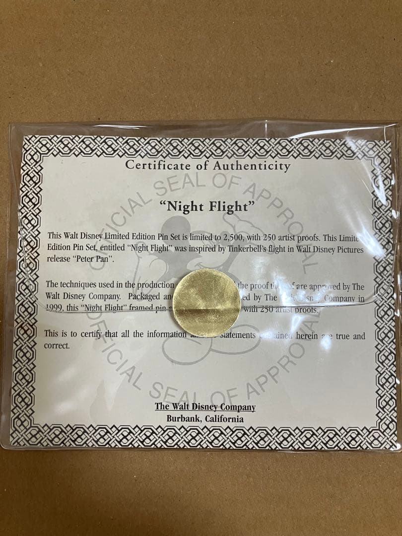 ティンカーベル　ピンバッジ　絵画　額縁