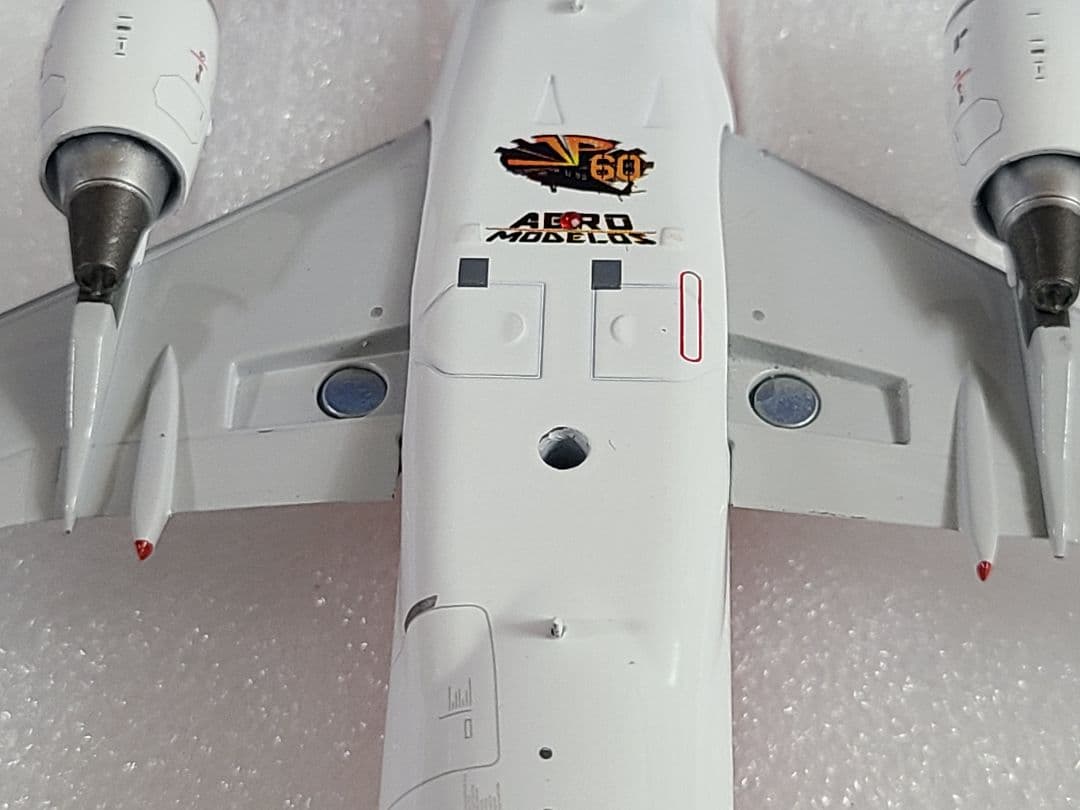 1/200 A319-112 アビアンカ航空 HK-4553 スタンド付属