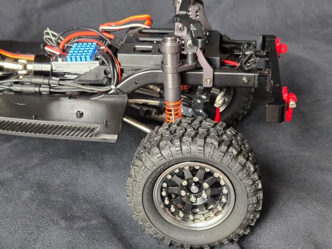 【屋外使用なし】1/12 RC クローラー MN128 フルカスタム / メタル