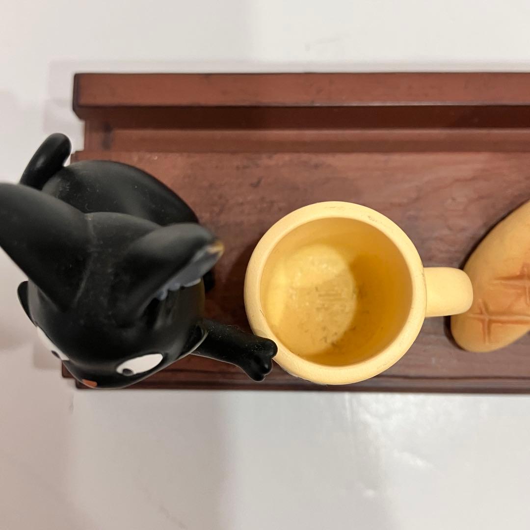 スタジオジブリ 魔女の宅急便 カレンダー 2018 コリコの街でお買い物　ジジ