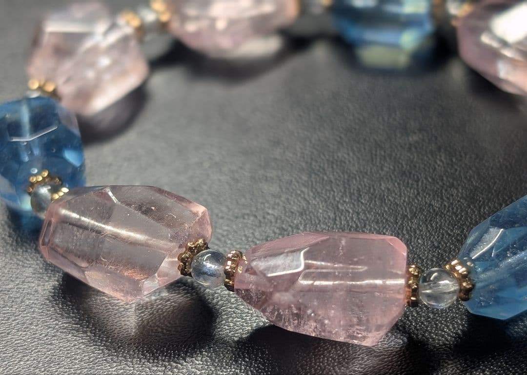 高品質虹入り優美モルガナイトデザブレ