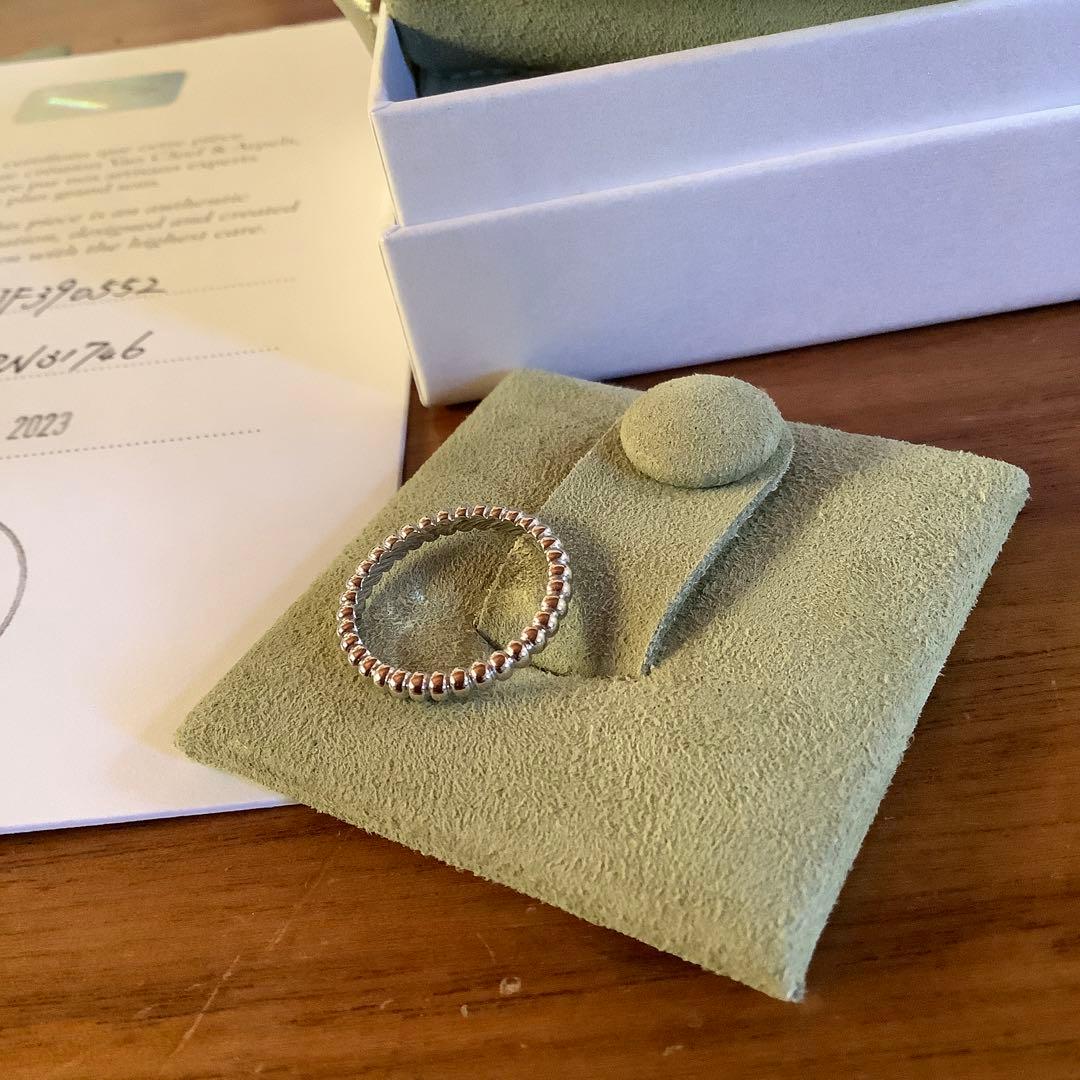 美品　ヴァンクリーフ　ペルレ　スモール　WG