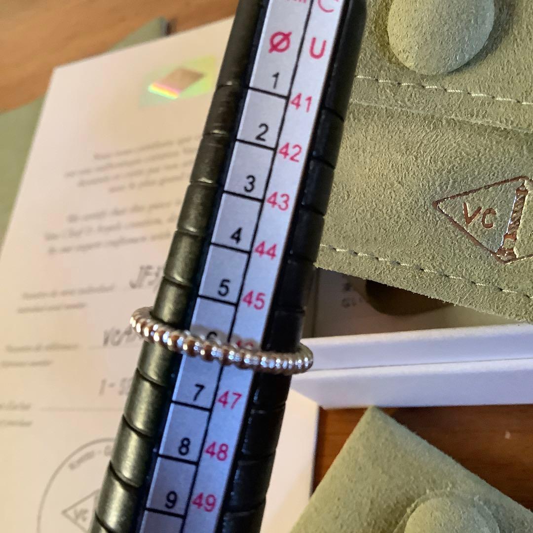 美品　ヴァンクリーフ　ペルレ　スモール　WG