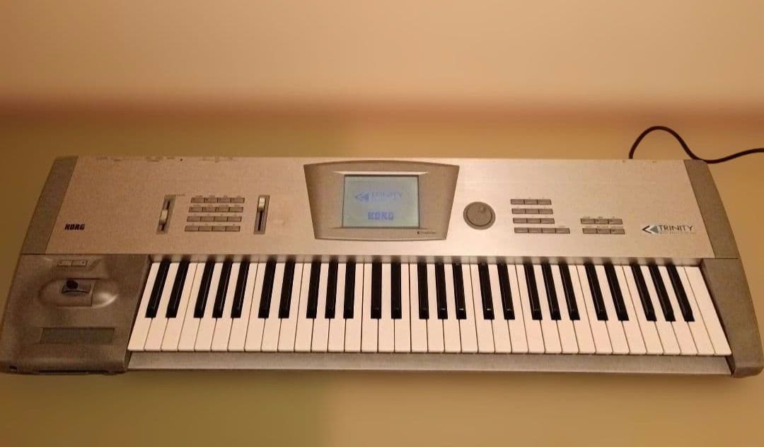 KORG TRINITY 61鍵 シンセサイザー キーボード コルグ トリニティ KORG TRINITY 61鍵 シンセサイザー キーボード コルグ トリニティ