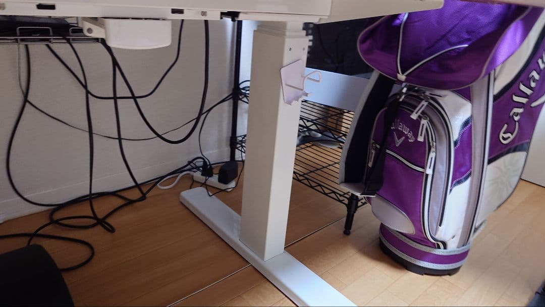 自動昇降デスク（FlexiSpot）