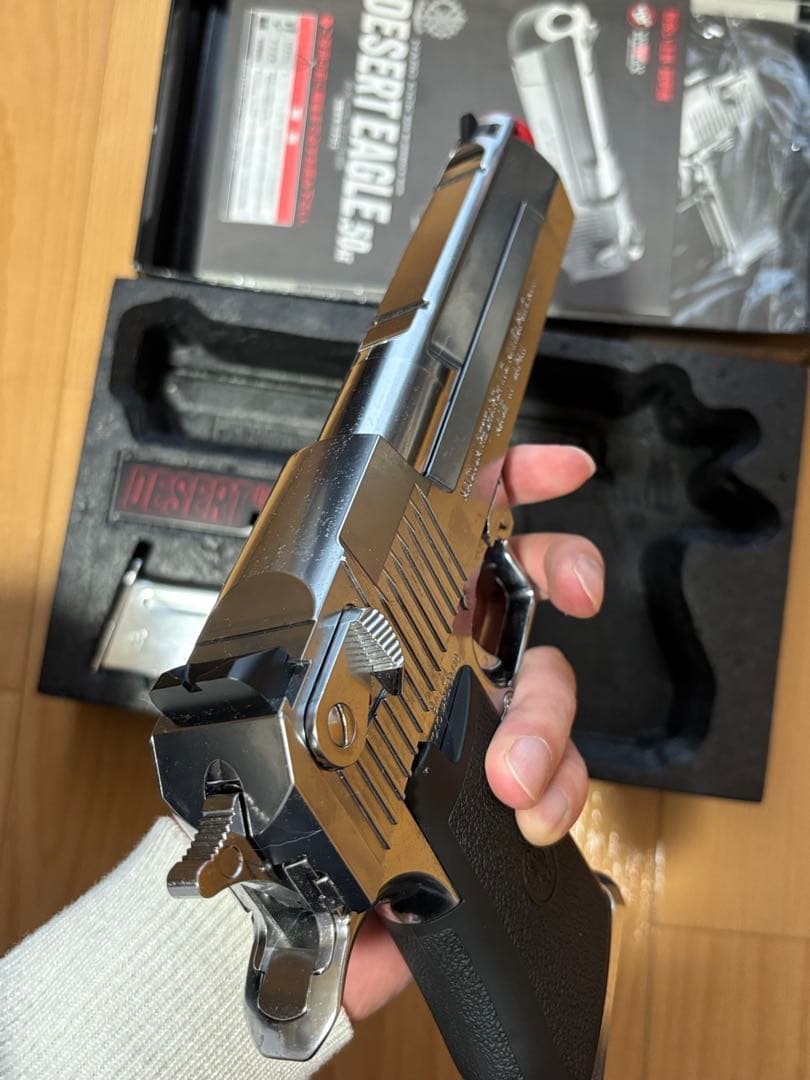 東京マルイ デザートイーグル .50AE ガスガン　シルバー
