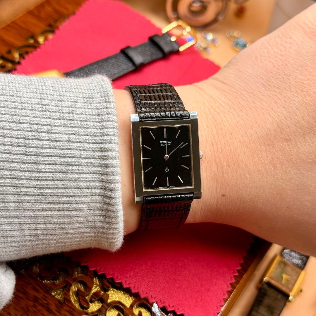 VINTAGE SEIKO 6020-5200 BLACK DIAL 1979年
