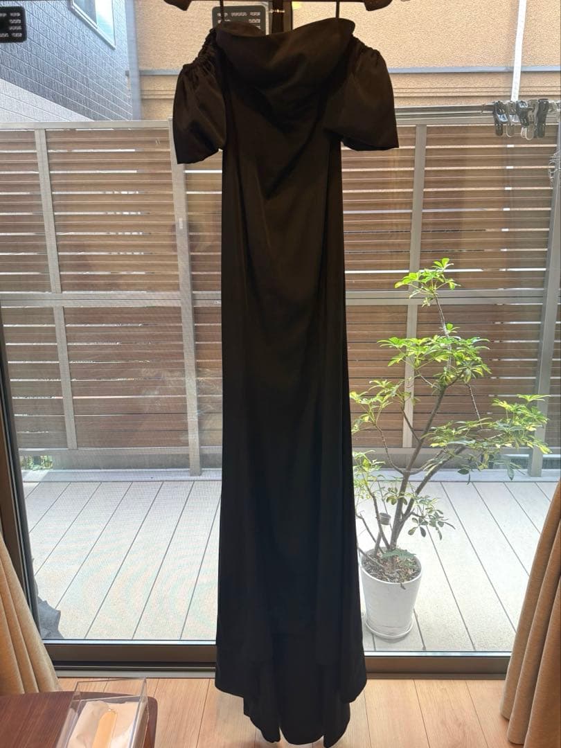 【レイナ】ドレスプロダクション　オフショルダー　ソフトマーメイドドレス