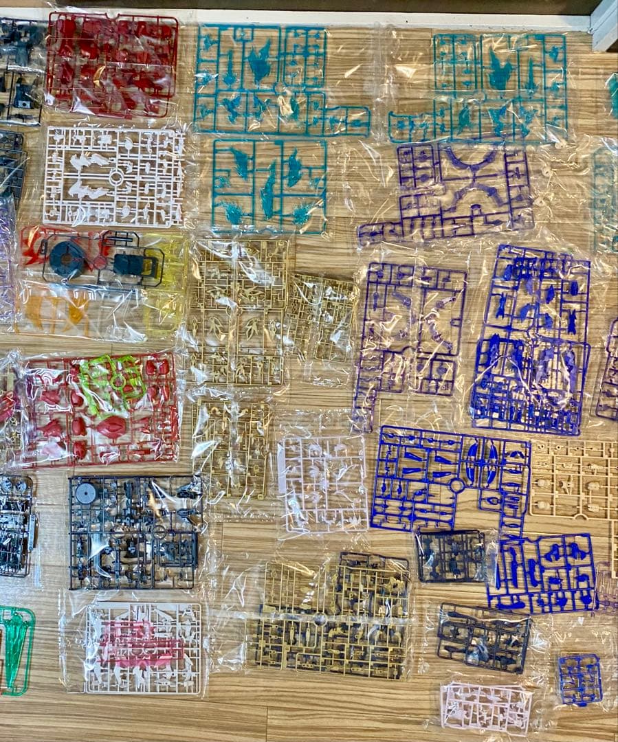 アニメプラモデルキット大量セット – 未切り離しパーツ多数 – 未開封品あり