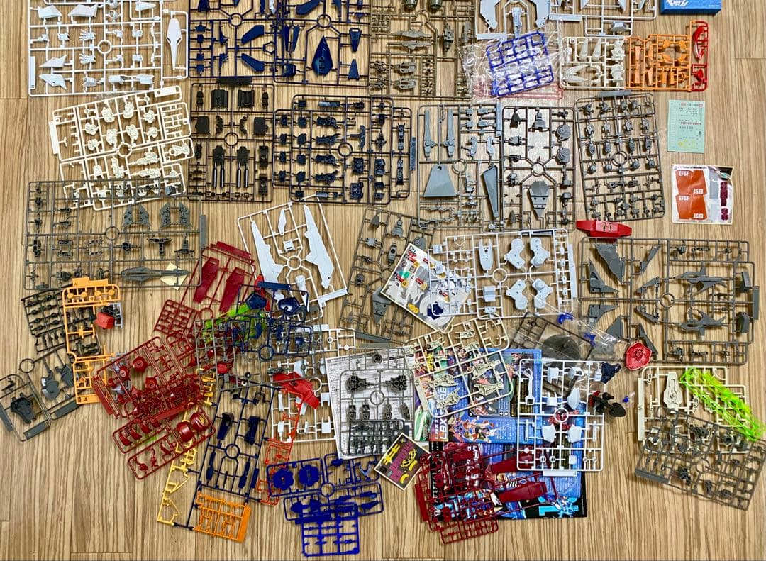 アニメプラモデルキット大量セット – 未切り離しパーツ多数 – 未開封品あり