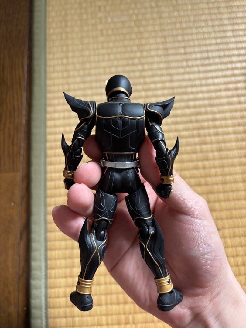 真骨彫 S.H.Figuarts 仮面ライダークウガ アルティメットフォーム