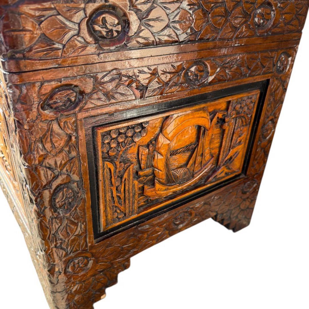 衣装箱 彫刻家具 木製 木彫り 手彫り 収納ボックス アンティーク家具