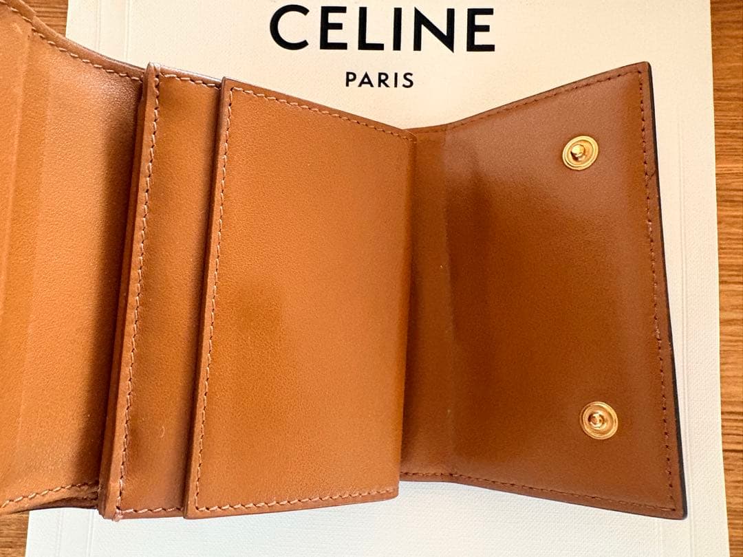 【CELINE】トリオンフ スモール 三つ折り財布 箱付き
