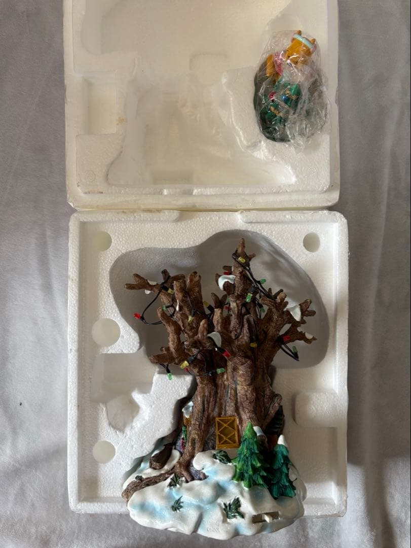 くまのプーさん ライトアップツリーハウス 箱あり ディズニー 訳あり