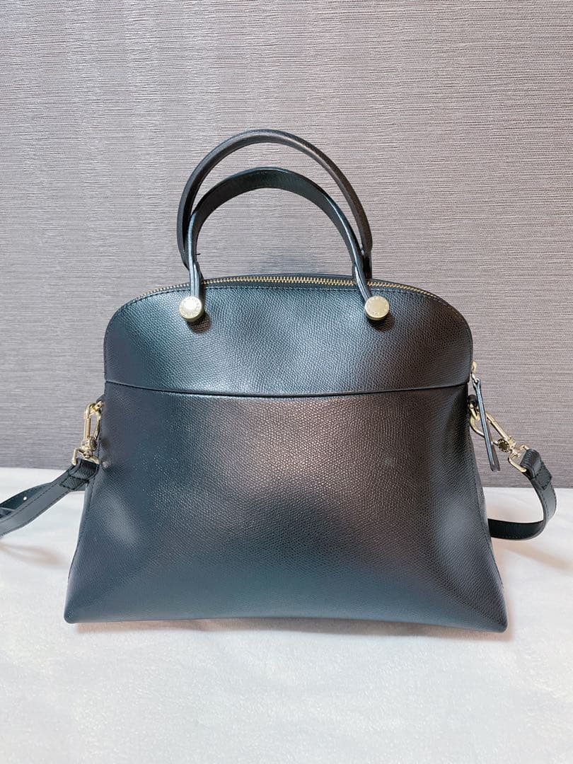 FURLA フルラ　パイパー　ショルダーバッグ　ハンドバッグ　ブラック