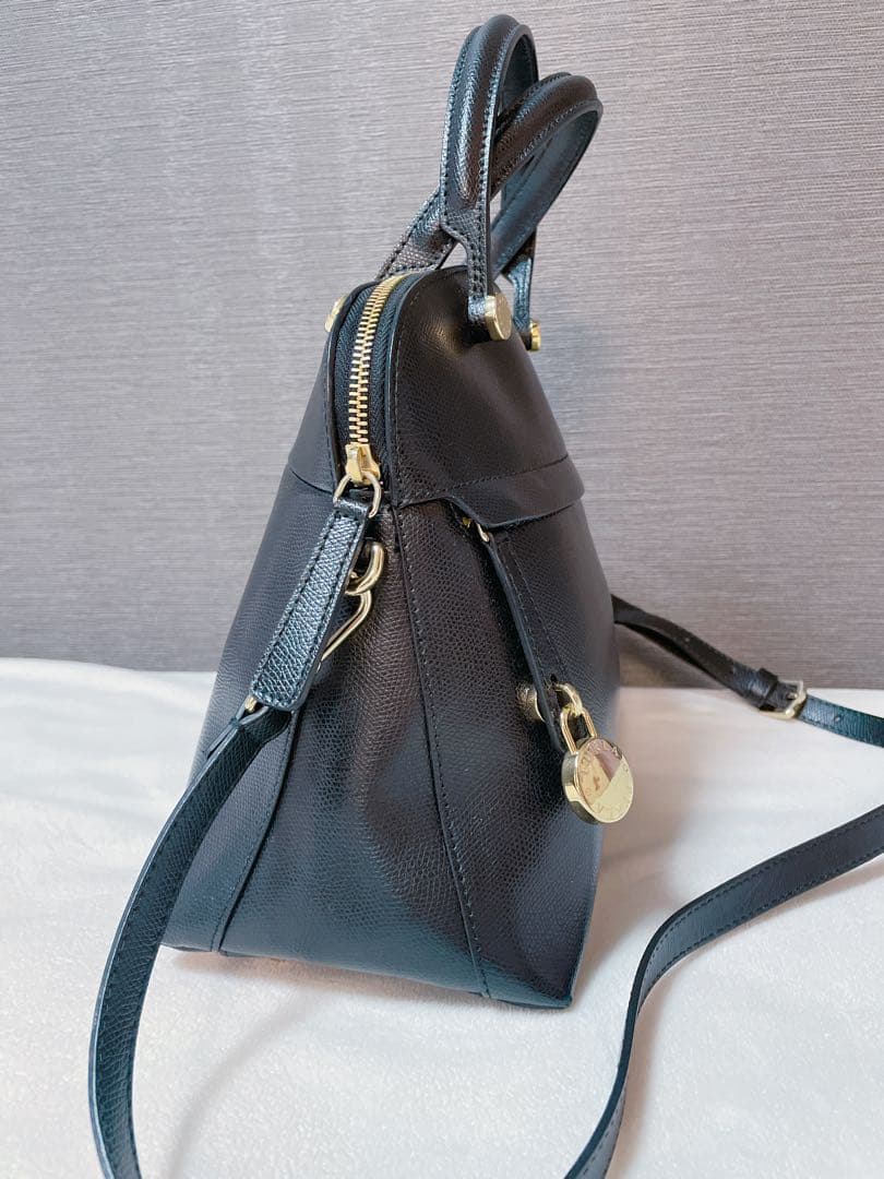 FURLA フルラ　パイパー　ショルダーバッグ　ハンドバッグ　ブラック