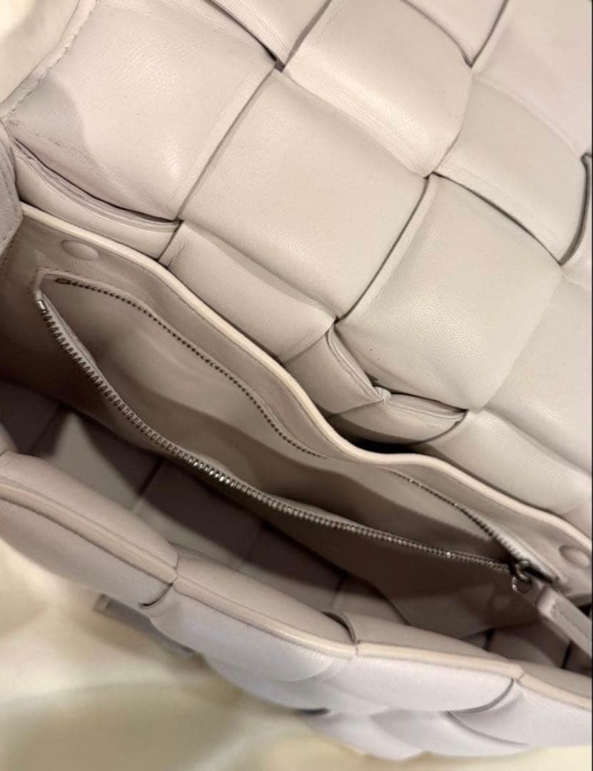 BOTTEGA VENETA ボッテガヴェネタ パデットカセット